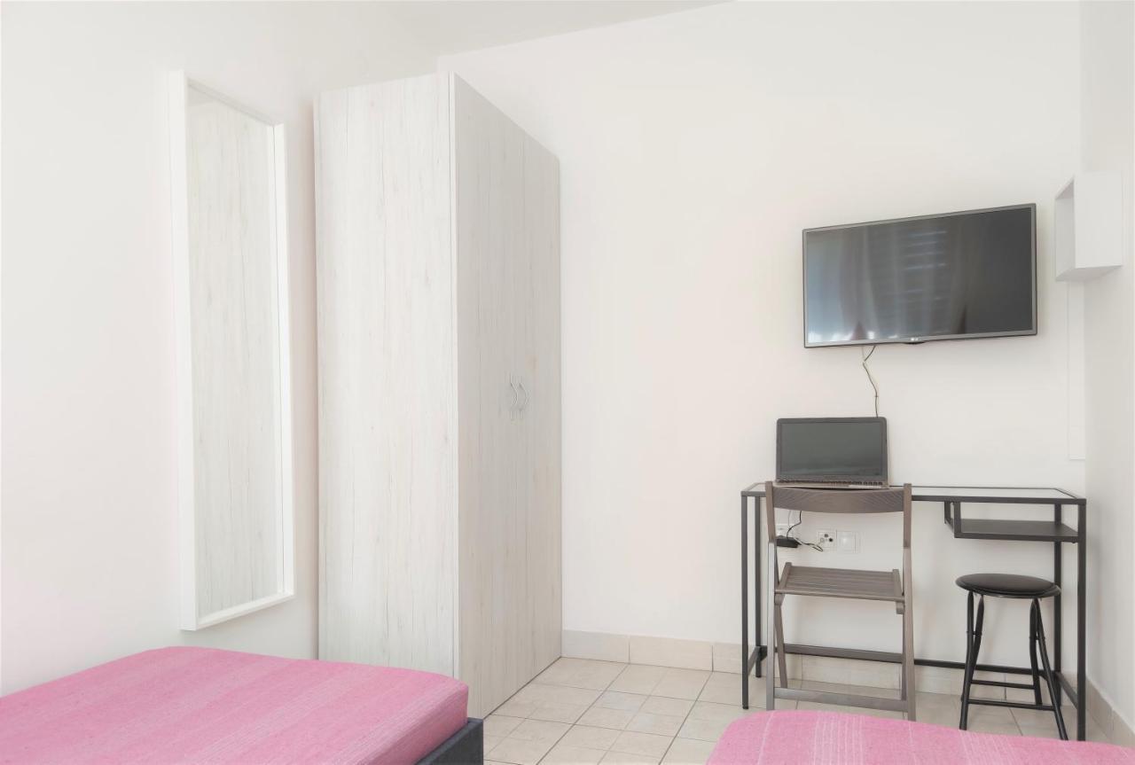 Apartments Riba Vis Extérieur photo