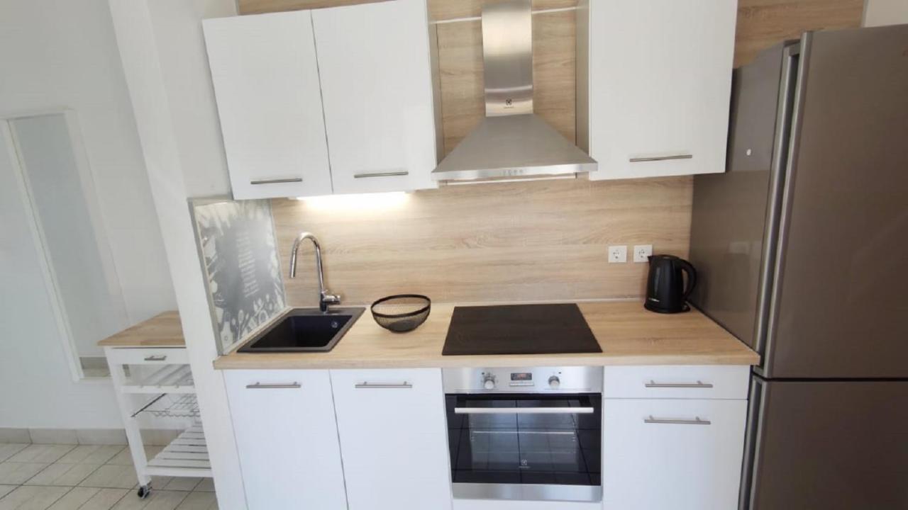 Apartments Riba Vis Extérieur photo