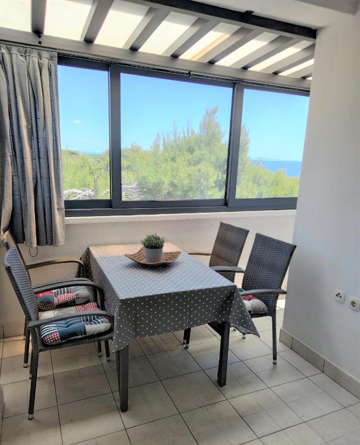 Apartments Riba Vis Chambre photo