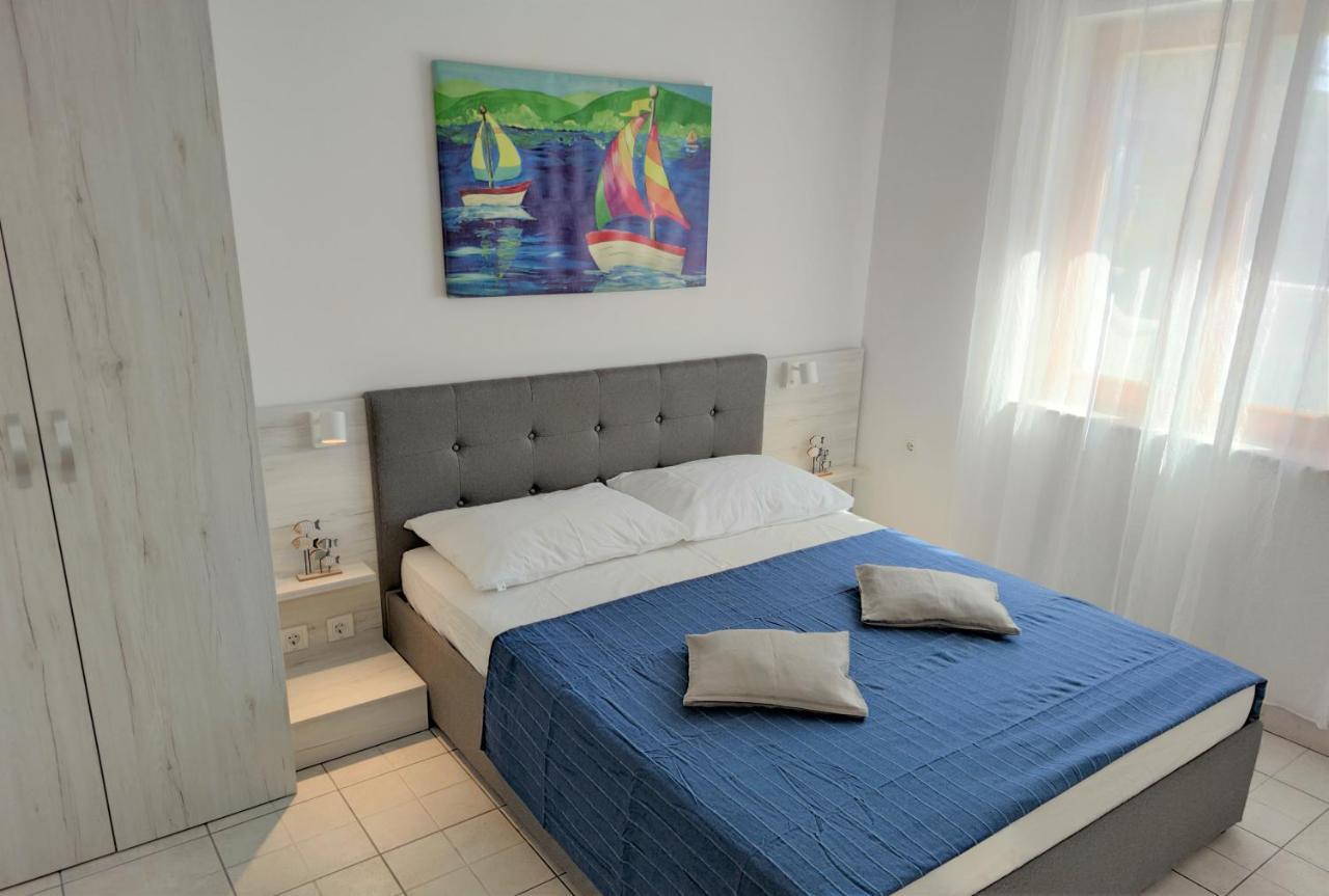 Apartments Riba Vis Chambre photo